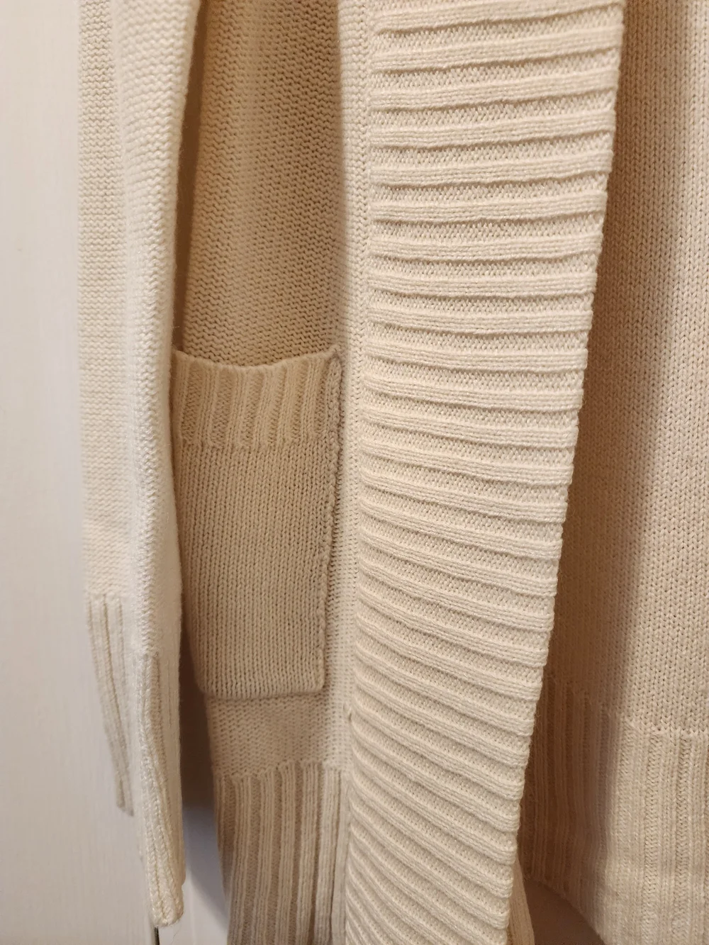 Urban Heritage Cream Ribbed Knit Sweater
